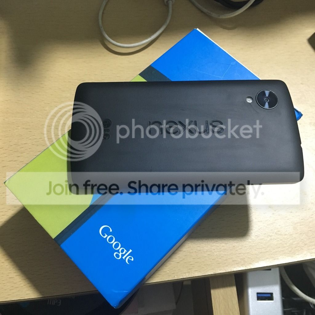 Bán Nexus 5 16gb màu đen - 1