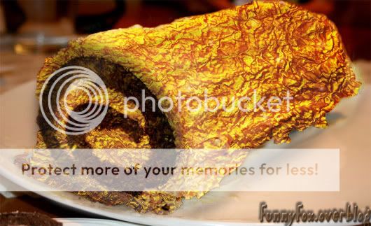 Bûche de Noël en Or http://i888.photobucket.com/albums/ac82/funnyfoximages2/Buche-de-Noel-en-Or.jpg
