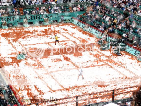Court central de Roland-Garros sous la neige Court central de Roland-Garros sous la neige/Roland-Garros-Sous-la-Neige.jpg